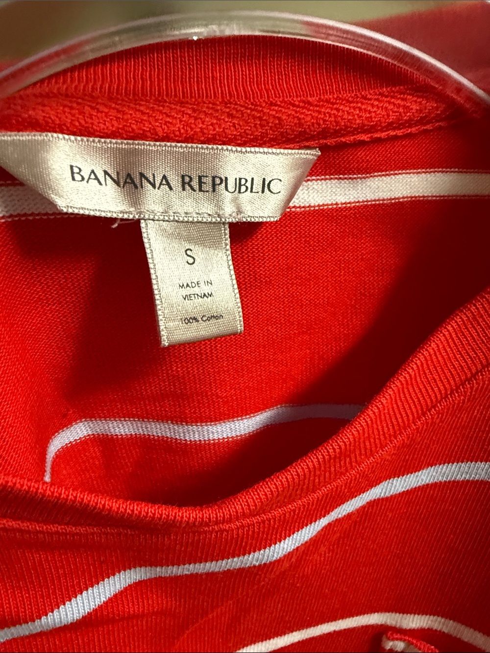 Banana Republic Red and White Striped Long-Sleeve Pocket Tee - Picture 2 of 4